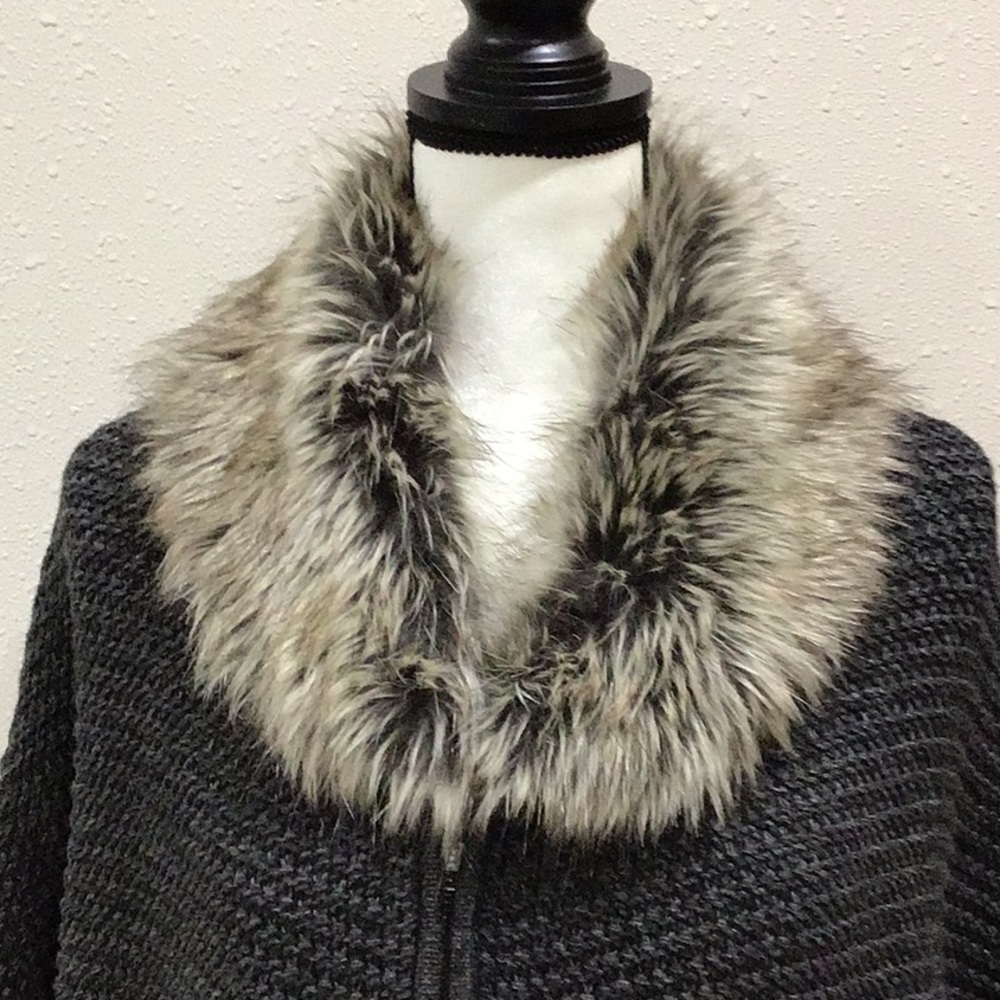 Poetry faux-fur collar cape style sweater